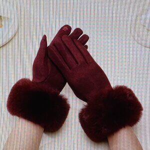 Faux Wool Gloves With Touchscreen Functionality NEW